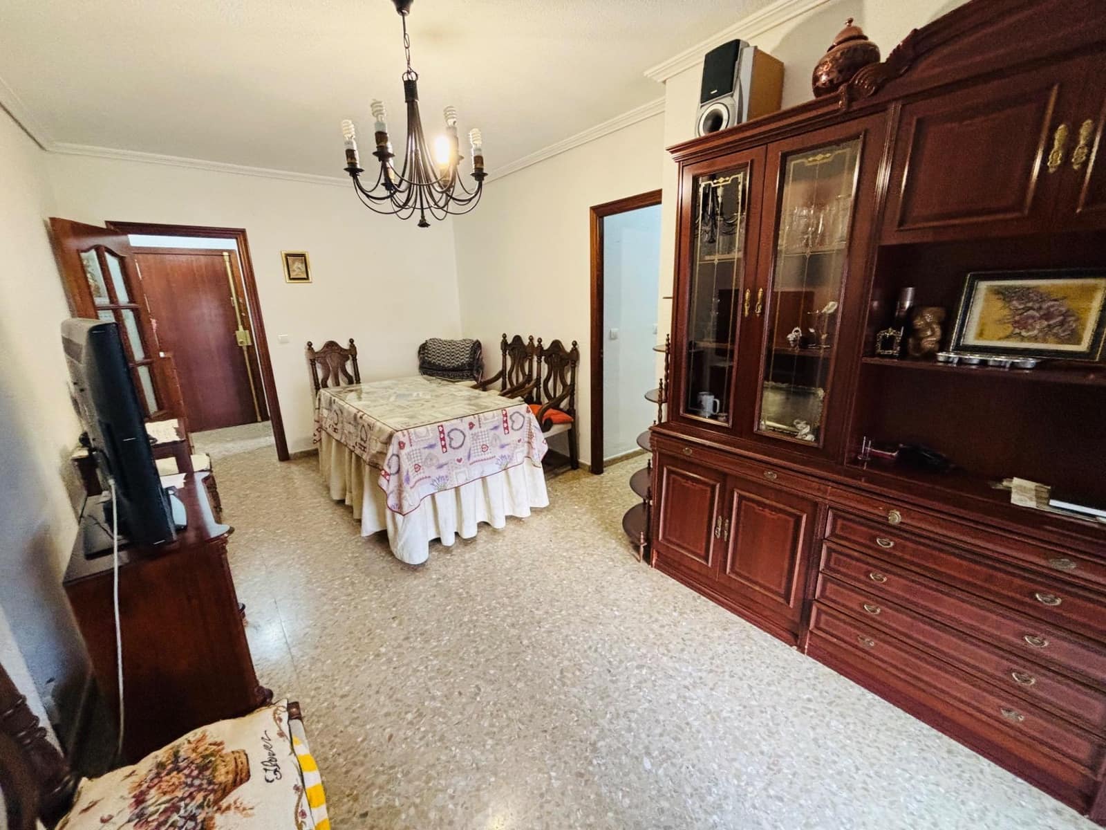 3 bedroom Flat for sale in Cordoba city - € 163,900 (Ref: 9815930)
