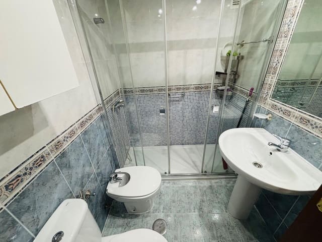 3 soveværelse Lejlighed til salg i Córdoba by - € 163.900 (Ref: 9815930)