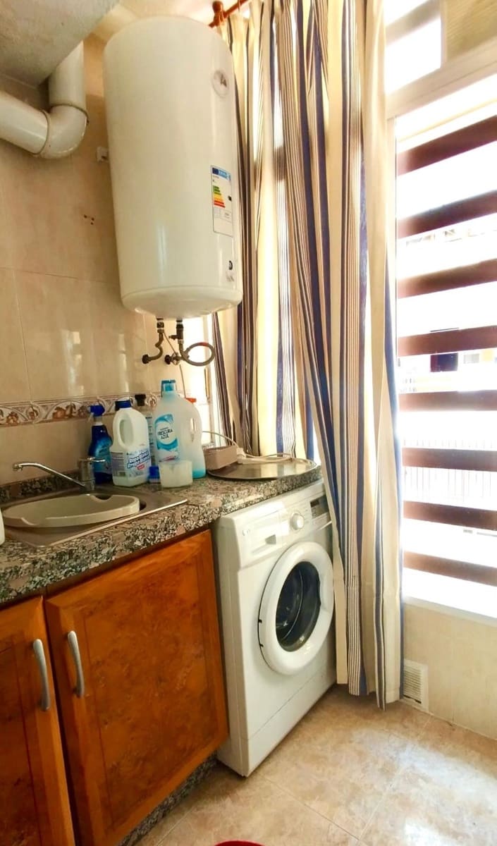Piso de 3 habitaciones en Córdoba ciudad en venta - 214.900 € (Ref: 9815931)