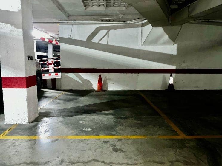 Garage til salg i Cordoba by - € 22.000 (Ref: 9818311)