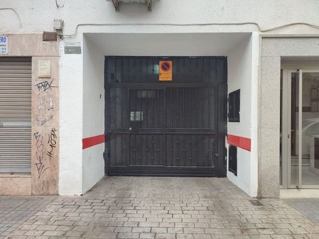 Garage til salg i Santa Rosa, Córdoba by - € 22.000 (Ref: 9818311)