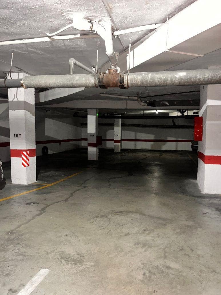 Garage til salg i Cordoba by - € 22.000 (Ref: 9818311)