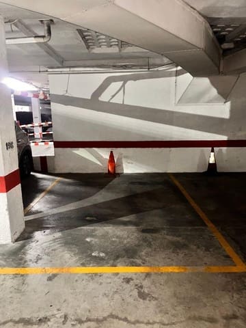 Garage til salg i Santa Rosa, Córdoba by - € 22.000 (Ref: 9818311)