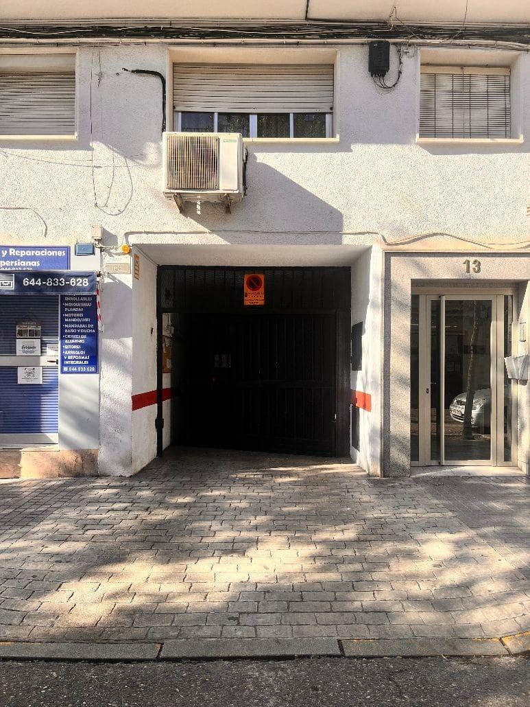 Garage til salg i Cordoba by - € 22.000 (Ref: 9818311)