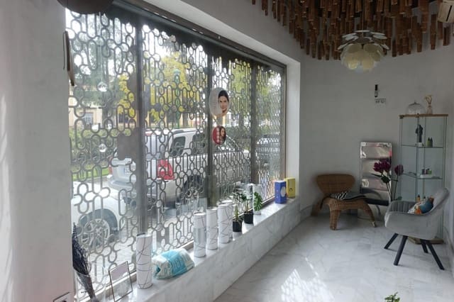Erhverv til salg i Cañero, Córdoba by med swimmingpool - € 219.000 (Ref: 9820606)