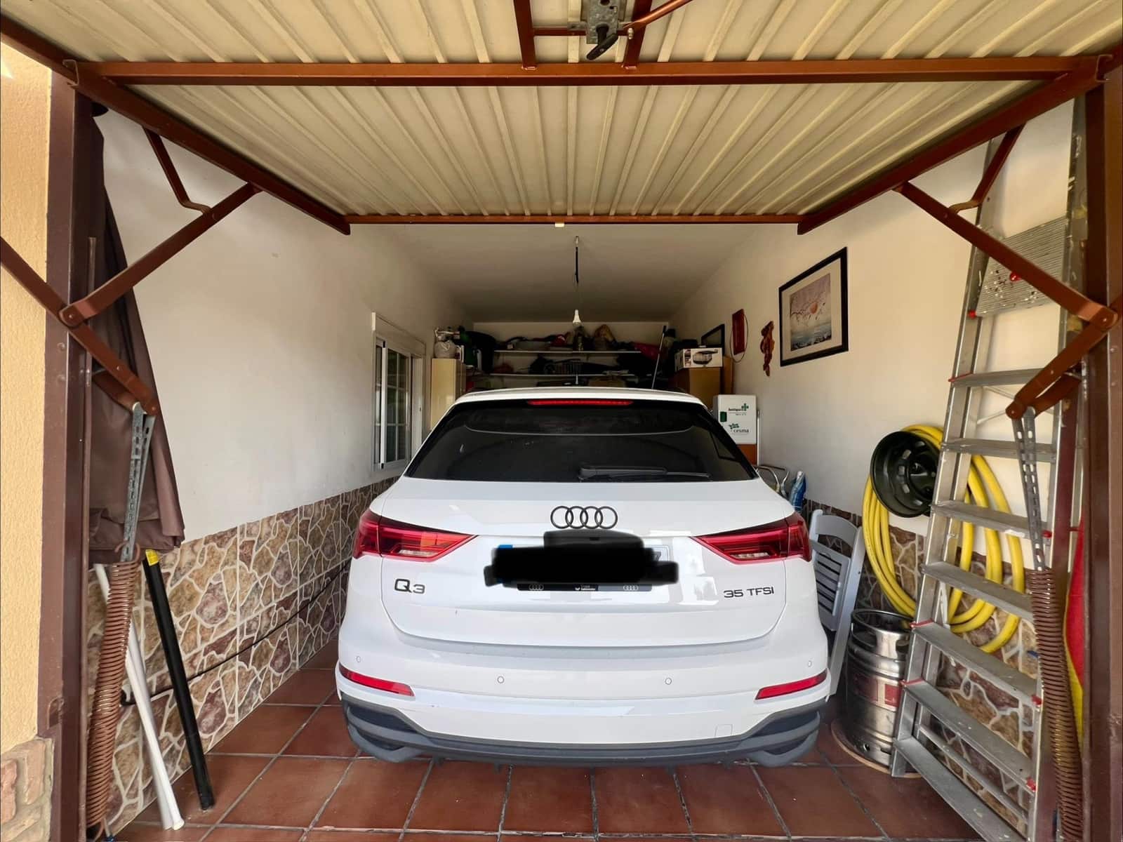 4 soveværelse Villa til salg i El Higueron med swimmingpool garage - € 230.000 (Ref: 9820608)