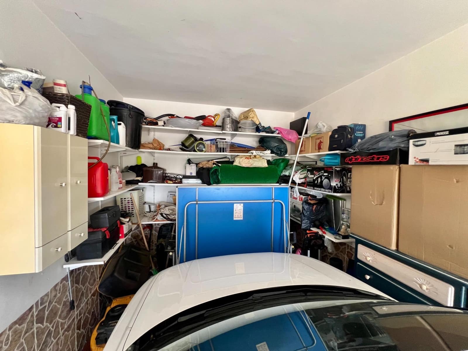 4 soveværelse Villa til salg i El Higueron med swimmingpool garage - € 230.000 (Ref: 9820608)