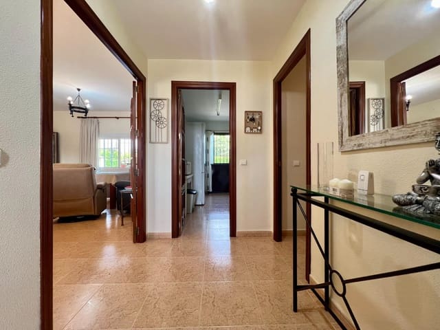 4 soveværelse Villa til salg i El Higueron, Córdoba by med swimmingpool garage - € 230.000 (Ref: 9820608)