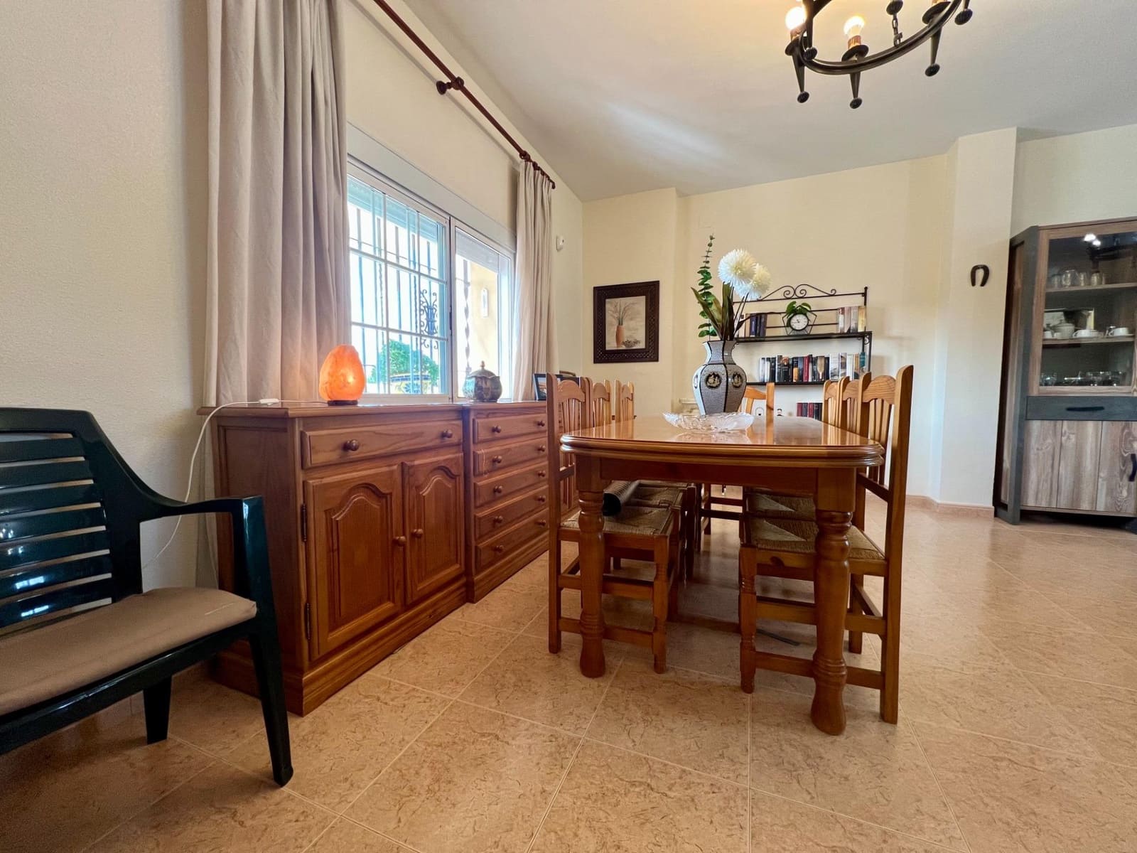 4 soveværelse Villa til salg i El Higueron med swimmingpool garage - € 230.000 (Ref: 9820608)