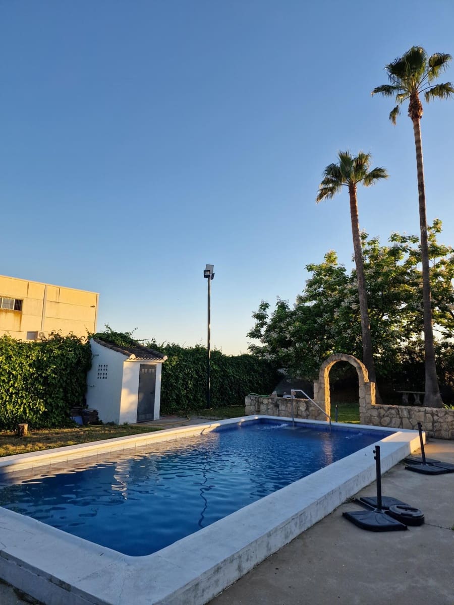 2 bedroom Finca/Country House for sale in Cordoba city with pool garage - € 139,900 (Ref: 9820610)