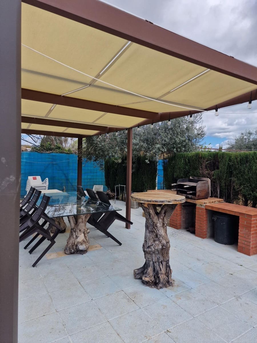 2 bedroom Finca/Country House for sale in Cordoba city with pool garage - € 139,900 (Ref: 9820610)
