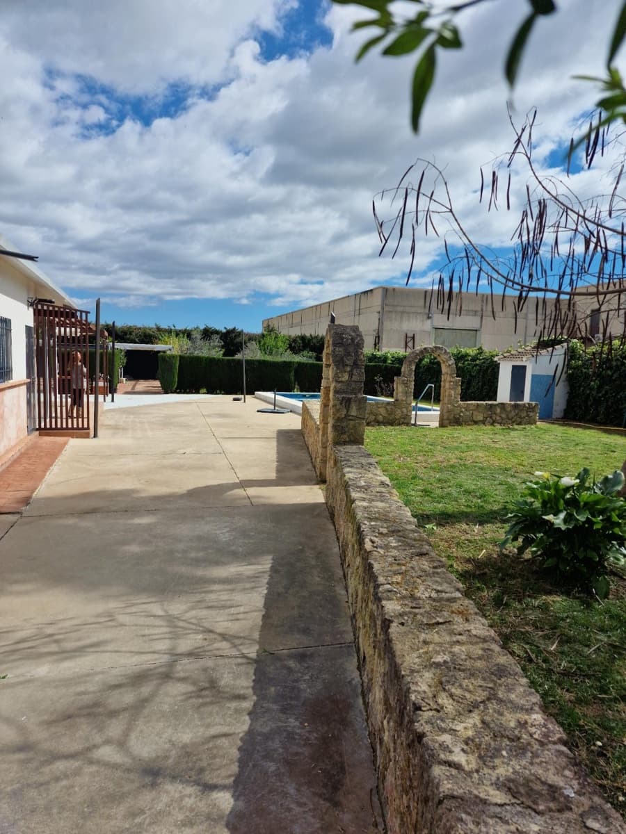 2 bedroom Finca/Country House for sale in Cordoba city with pool garage - € 139,900 (Ref: 9820610)