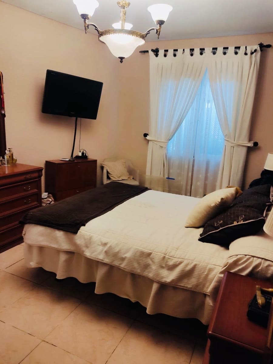 3 soveværelse Lejlighed til salg i Cordoba by - € 190.000 (Ref: 9823002)