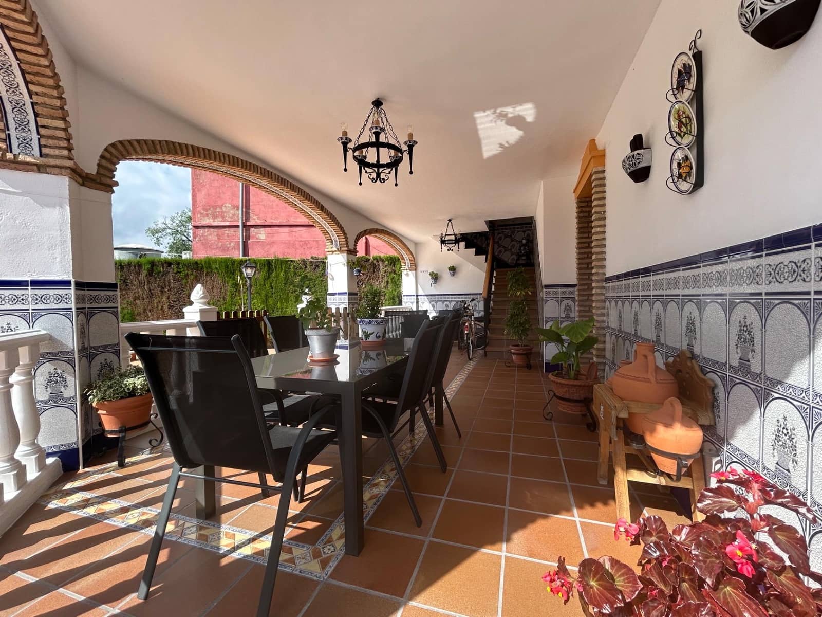 4 soveværelse Villa til salg i Cordoba by med swimmingpool - € 280.000 (Ref: 9825347)