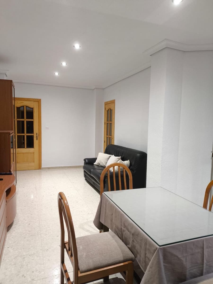 3 makuuhuone Asunto myytävänä paikassa Cordoba kaupunki - 152 500 € (Ref: 9825349)