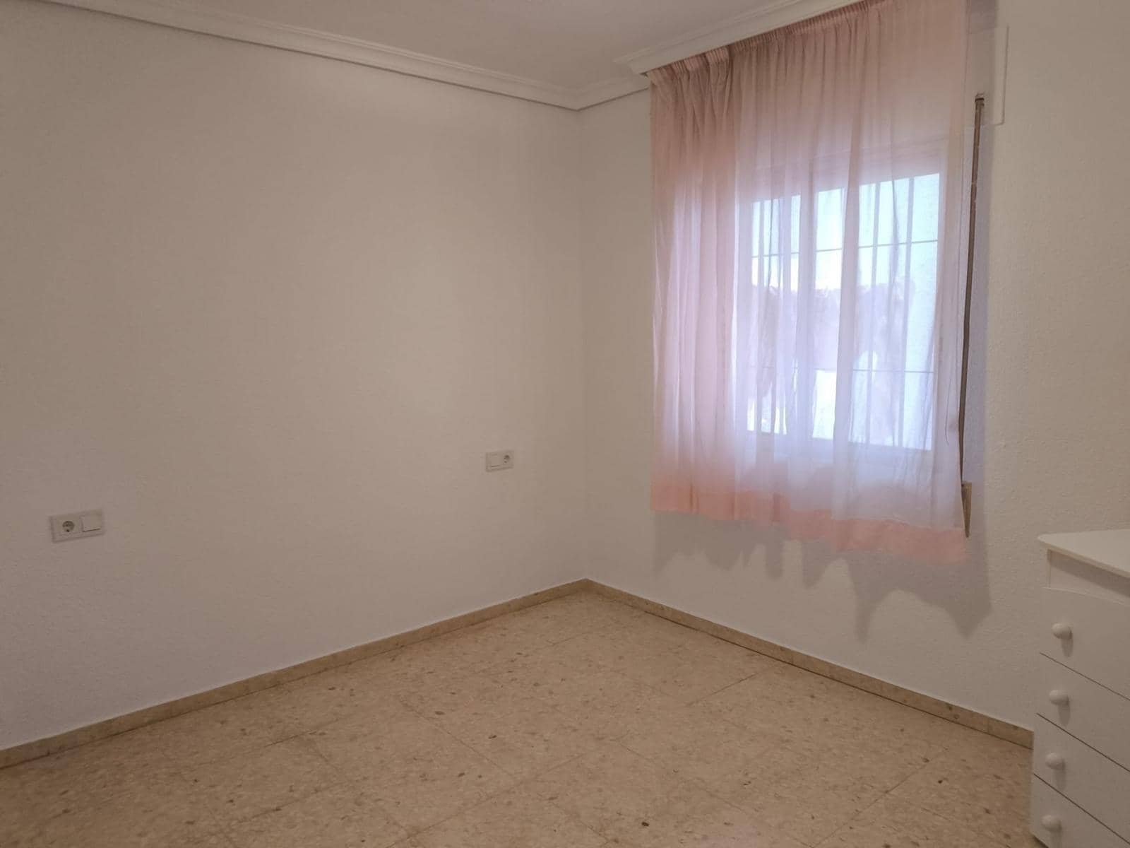 3 makuuhuone Asunto myytävänä paikassa Cordoba kaupunki - 152 500 € (Ref: 9825349)