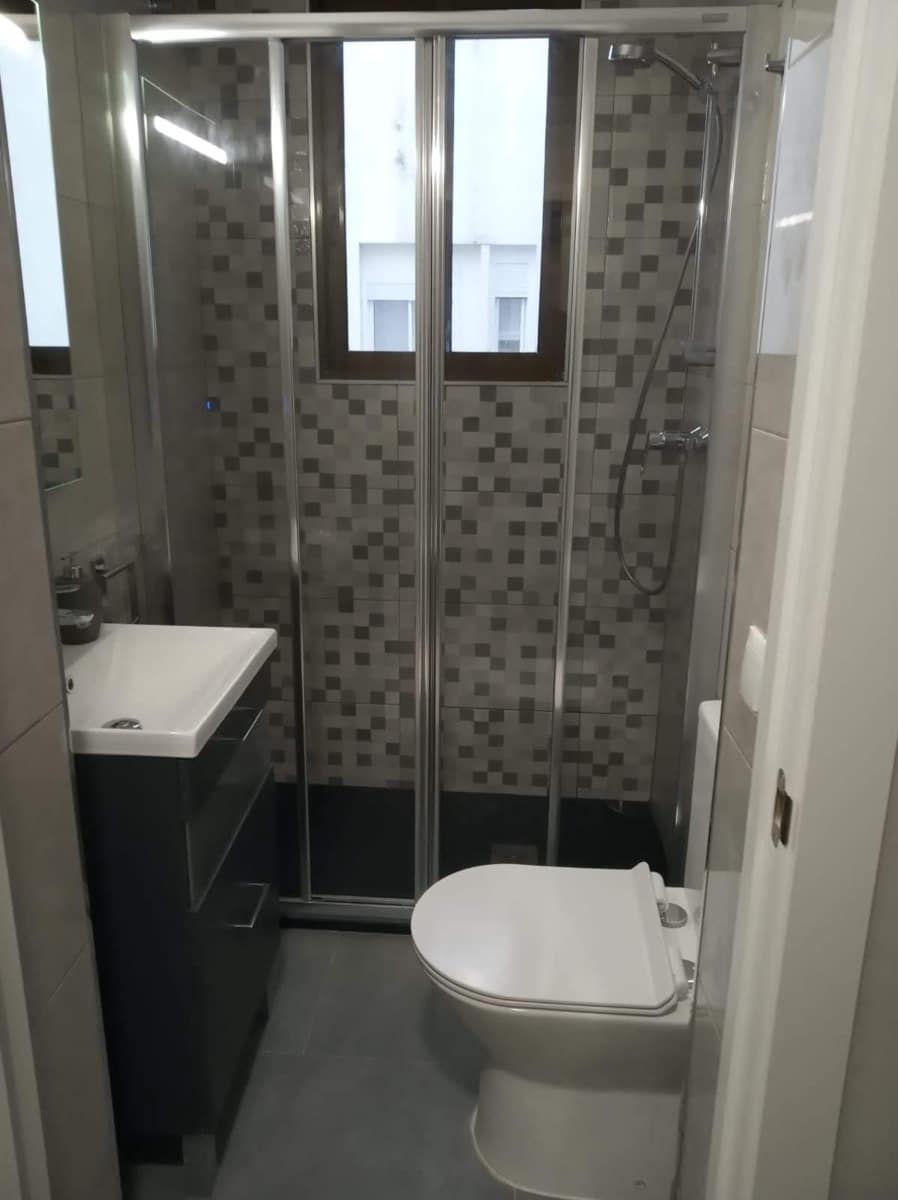 5 bedroom Flat for rent in Cordoba city - € 1,540 (Ref: 9826664)