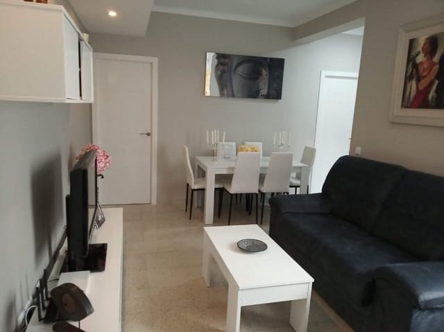 5 bedroom Flat for rent in Ciudad Jardín, Córdoba city - € 1,540 (Ref: 9826664)
