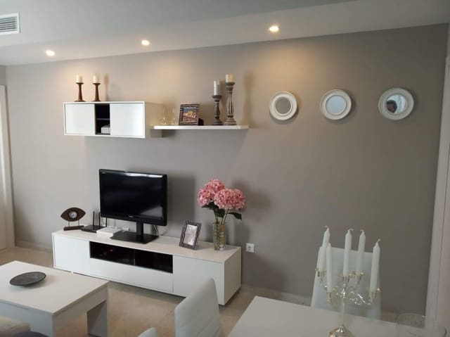 5 bedroom Flat for rent in Ciudad Jardín, Córdoba city - € 1,540 (Ref: 9826664)