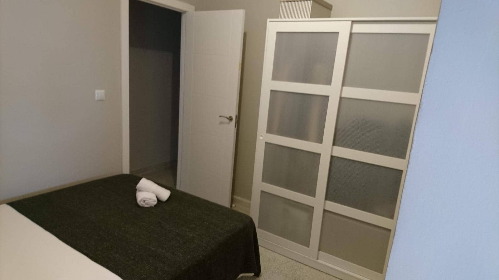 5 bedroom Flat for rent in Cordoba city - € 1,540 (Ref: 9826664)