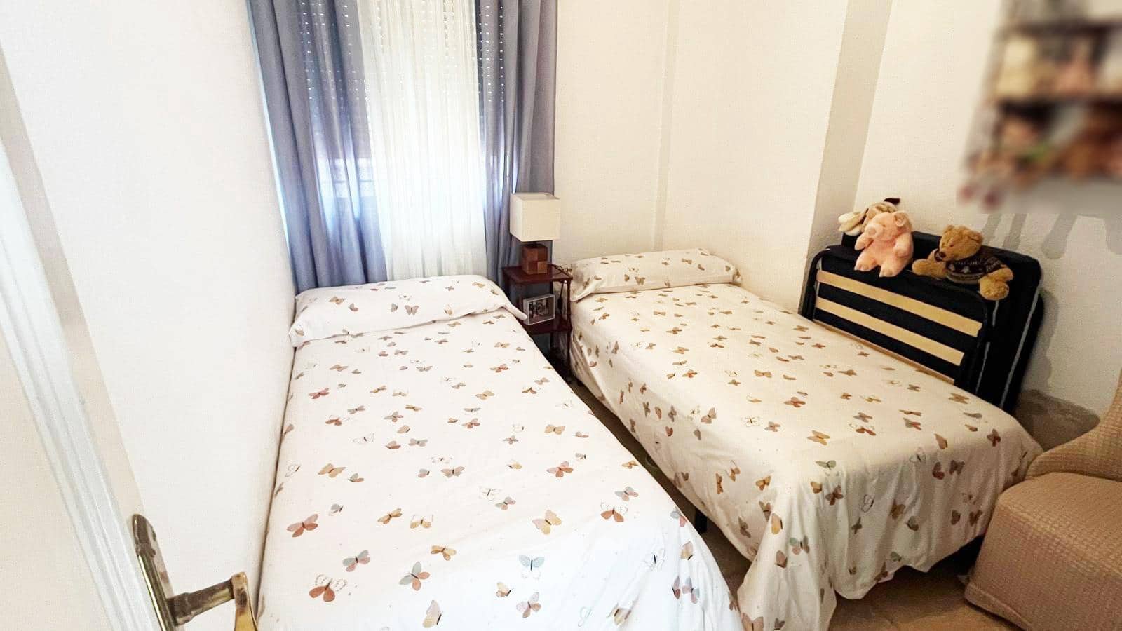 3 soveværelse Lejlighed til salg i Cordoba by - € 185.000 (Ref: 9826665)