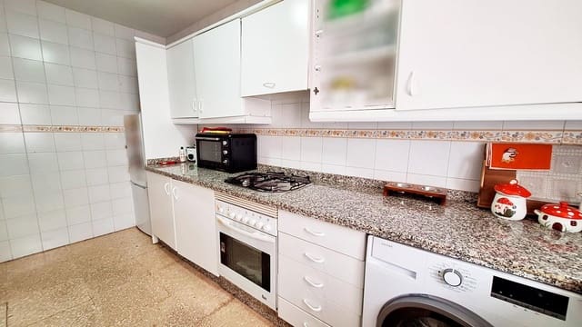 3 soveværelse Lejlighed til salg i Centro, Córdoba by - € 185.000 (Ref: 9826665)