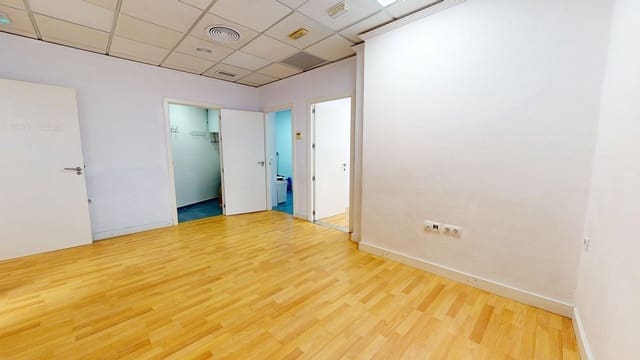 Erhverv til salg i Posadas - € 55.000 (Ref: 9826666)