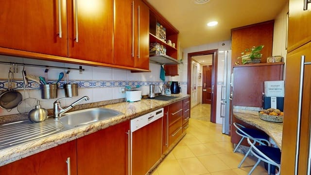 3 bedroom Flat for sale in Arroyo del Moro, Córdoba city with pool garage - € 315,000 (Ref: 9826667)