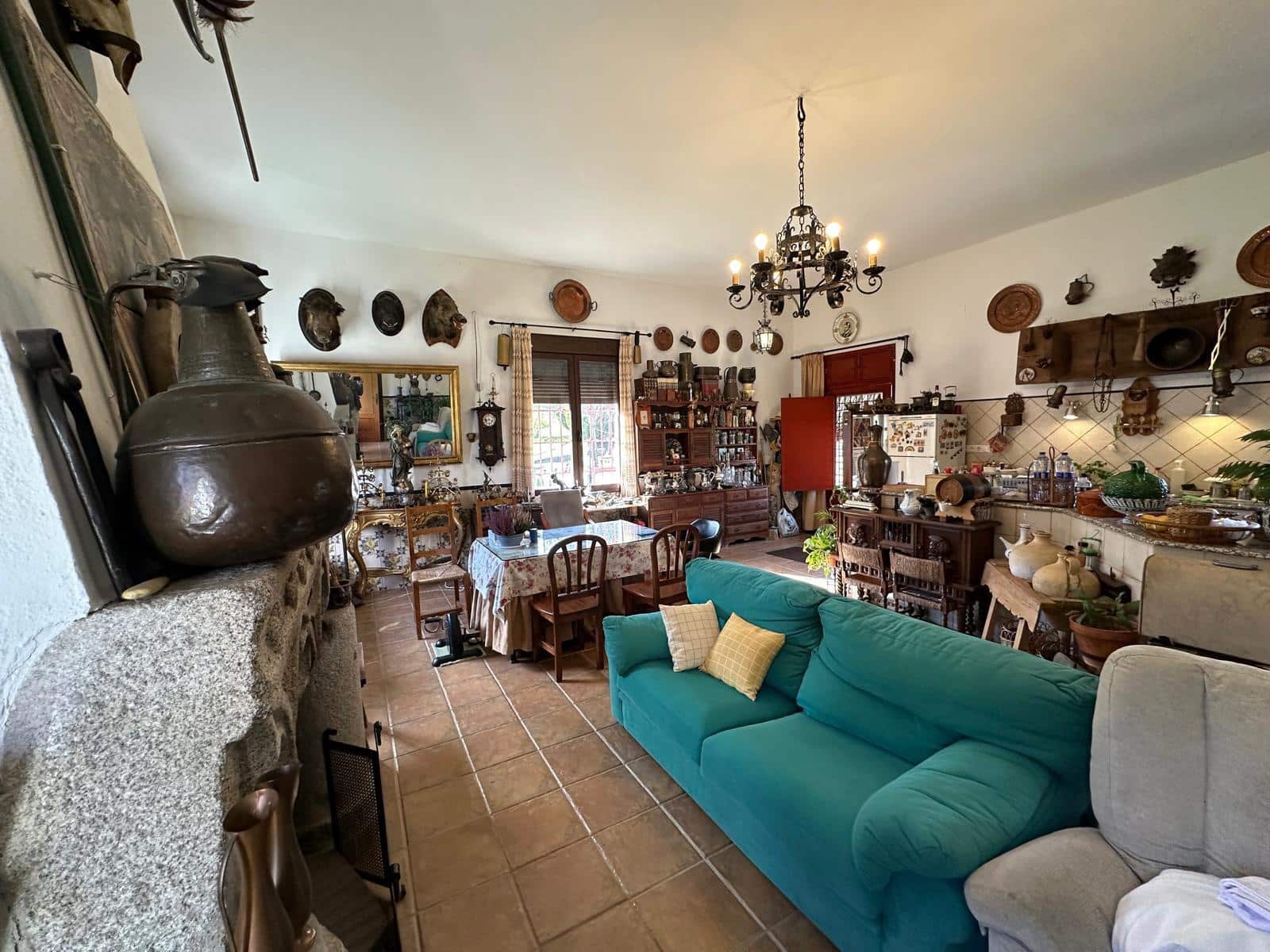 5 soveværelse Finca/Landehus til salg i Villaviciosa de Cordoba med garage - € 300.000 (Ref: 9827165)