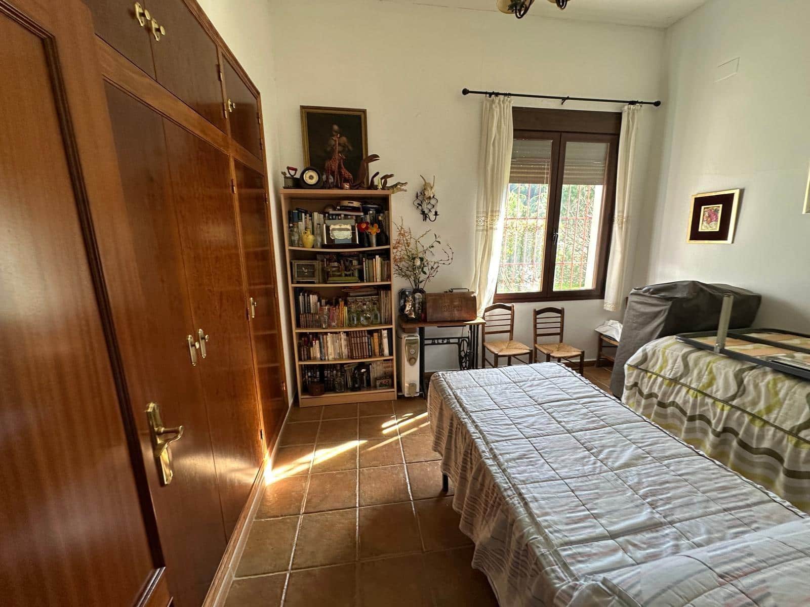 5 soveværelse Finca/Landehus til salg i Villaviciosa de Cordoba med garage - € 300.000 (Ref: 9827165)