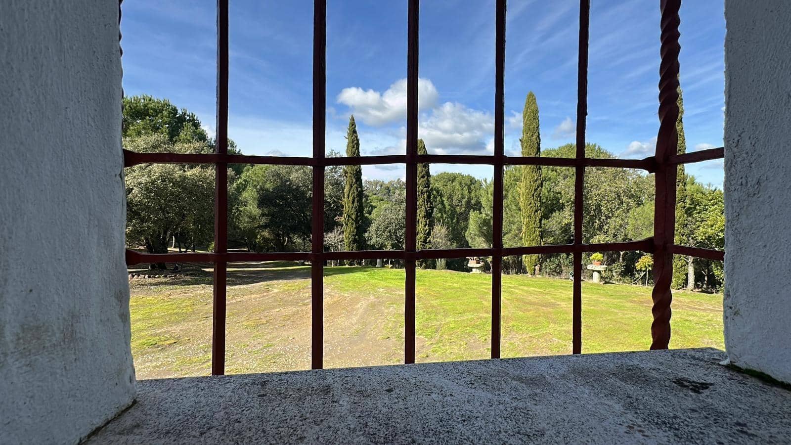 5 soveværelse Finca/Landehus til salg i Villaviciosa de Cordoba med garage - € 300.000 (Ref: 9827165)