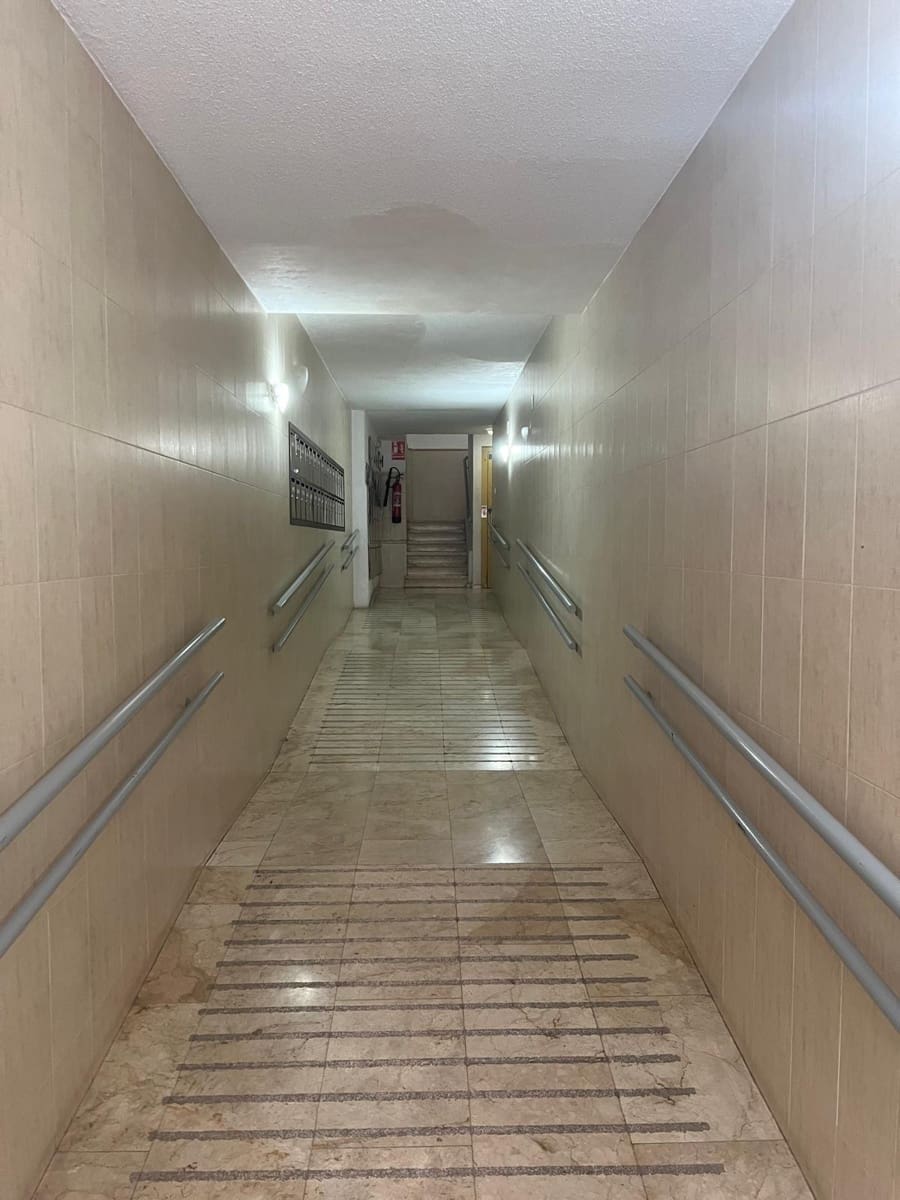 3 soveværelse Lejlighed til salg i Cordoba by - € 105.000 (Ref: 9829266)