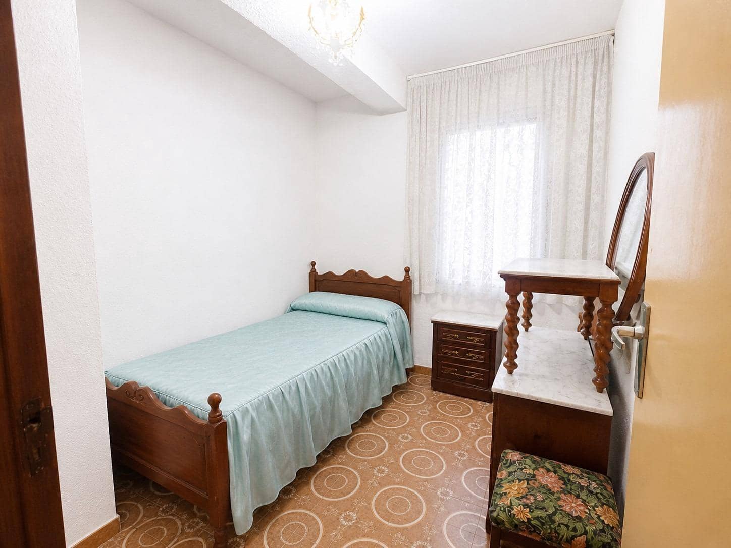 3 soveværelse Lejlighed til salg i Cordoba by - € 105.000 (Ref: 9829266)