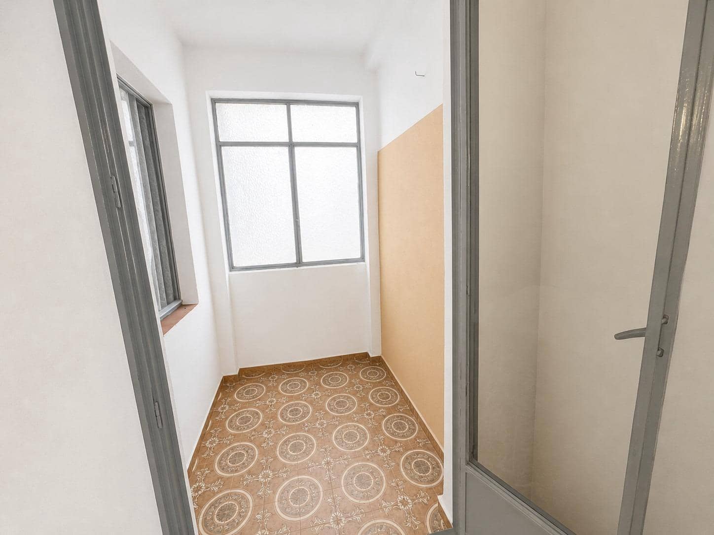 3 soveværelse Lejlighed til salg i Cordoba by - € 105.000 (Ref: 9829266)
