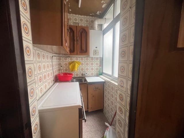 3 soveværelse Lejlighed til salg i Levante, Córdoba by - € 105.000 (Ref: 9829266)