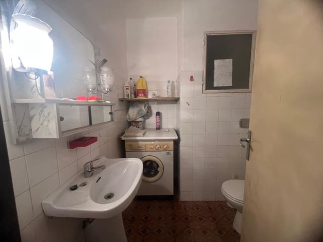 3 soveværelse Lejlighed til salg i Levante, Córdoba by - € 105.000 (Ref: 9829266)