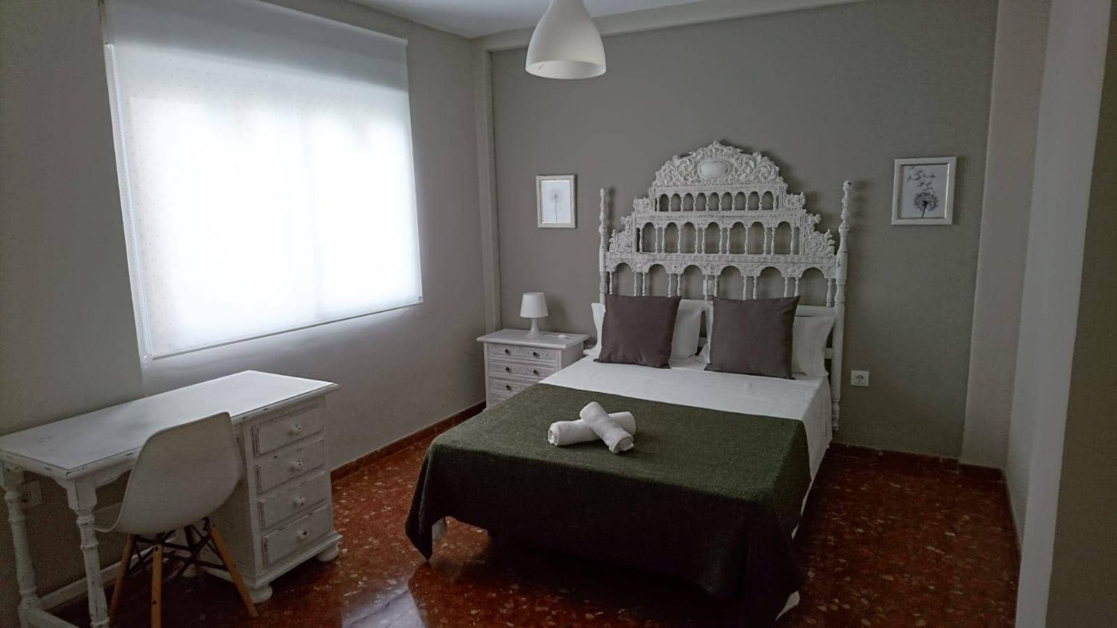 4 bedroom Flat for rent in Cordoba city - € 1,280 (Ref: 9831618)