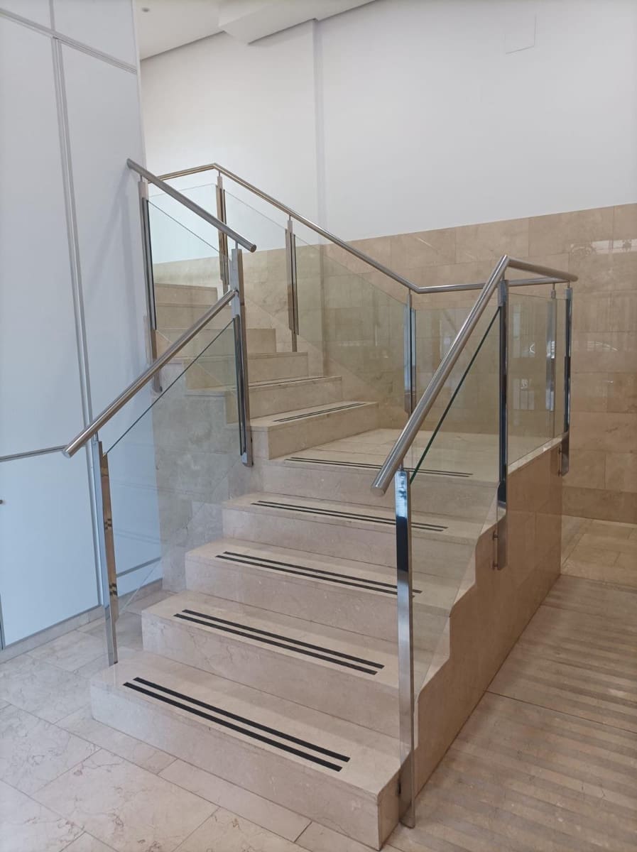Piso de 4 habitaciones en Córdoba ciudad en alquiler - 1.280 € (Ref: 9833738)