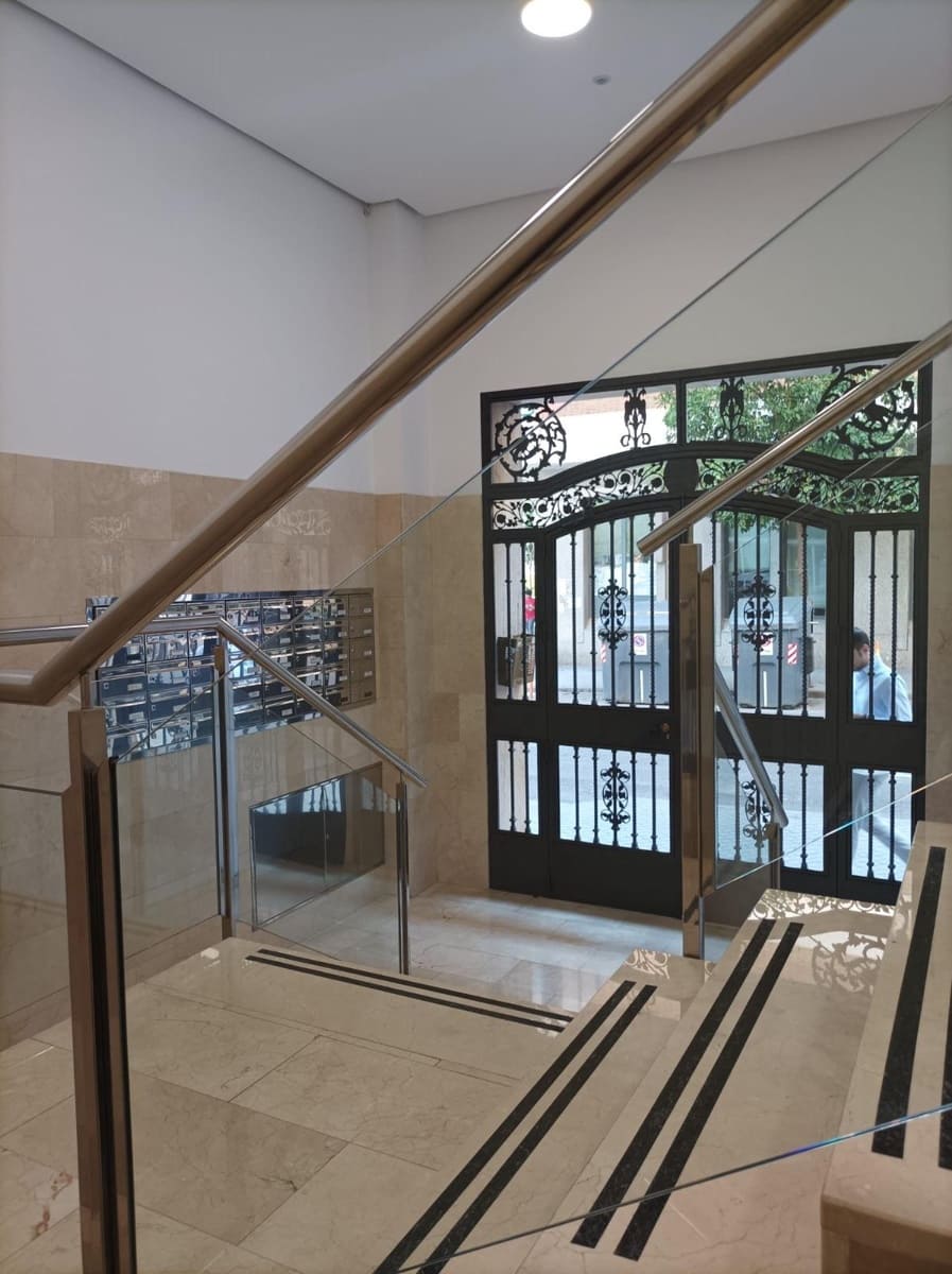 Piso de 4 habitaciones en Córdoba ciudad en alquiler - 1.280 € (Ref: 9833738)