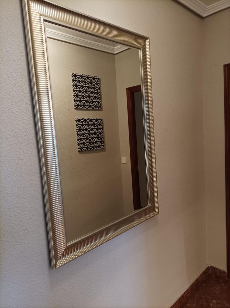 Piso de 4 habitaciones en Córdoba ciudad en alquiler - 1.280 € (Ref: 9833738)
