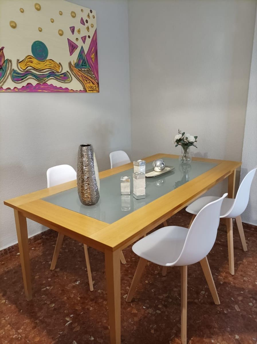Piso de 4 habitaciones en Córdoba ciudad en alquiler - 1.280 € (Ref: 9833738)