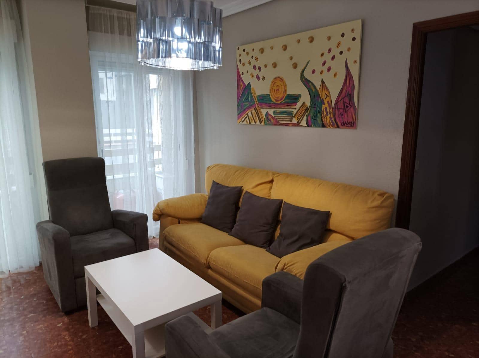 Piso de 4 habitaciones en Córdoba ciudad en alquiler - 1.280 € (Ref: 9833738)