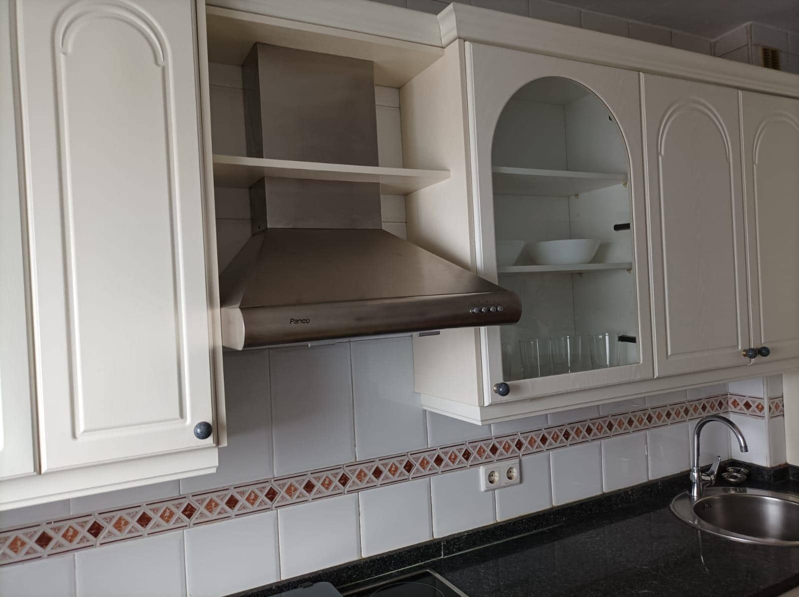 Piso de 4 habitaciones en Córdoba ciudad en alquiler - 1.280 € (Ref: 9833738)