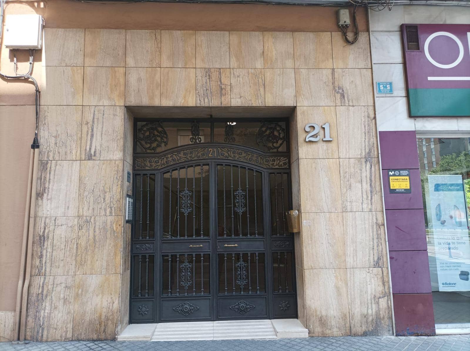 Piso de 4 habitaciones en Córdoba ciudad en alquiler - 1.280 € (Ref: 9833738)