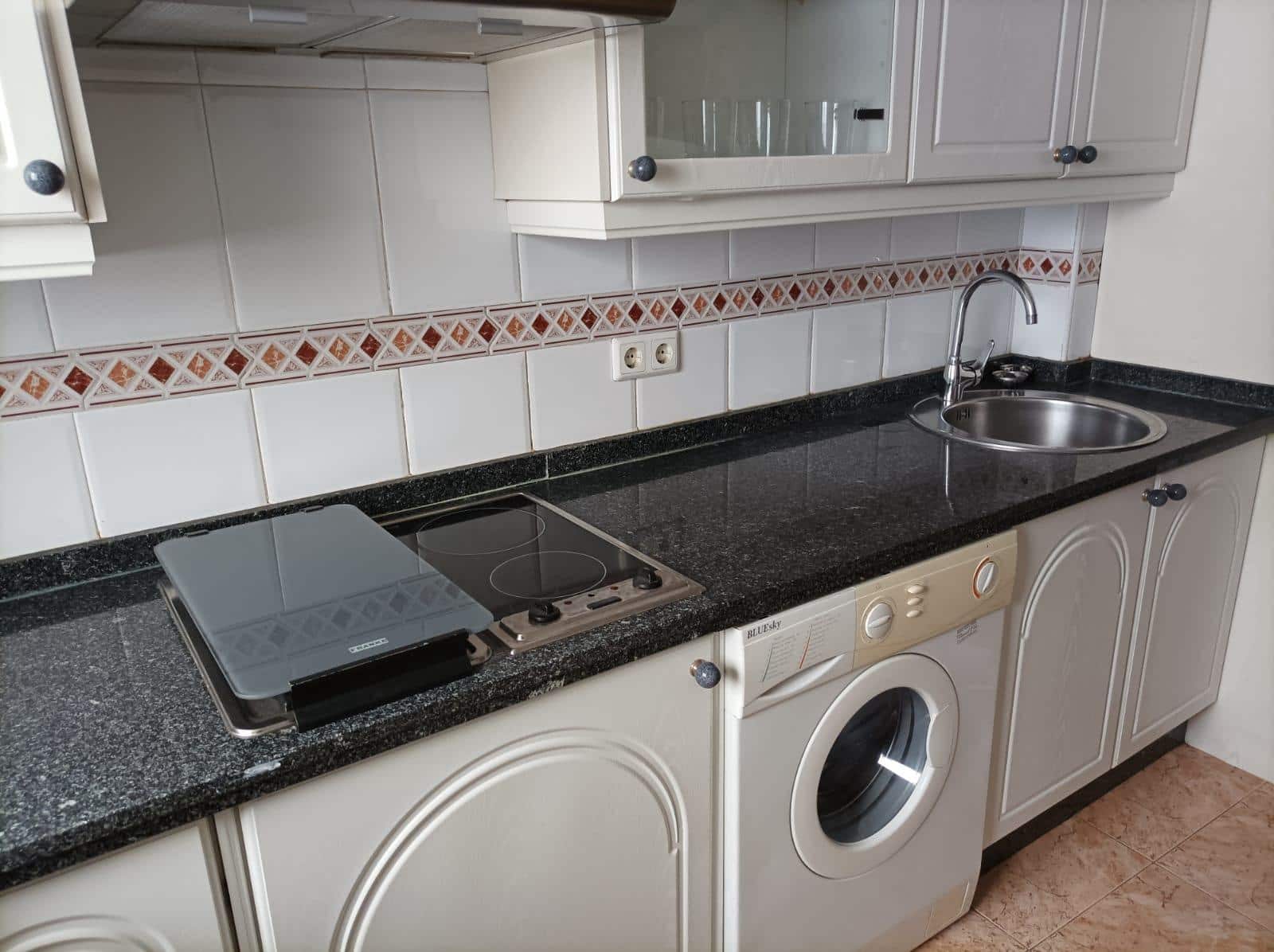 Piso de 4 habitaciones en Córdoba ciudad en alquiler - 1.280 € (Ref: 9833738)