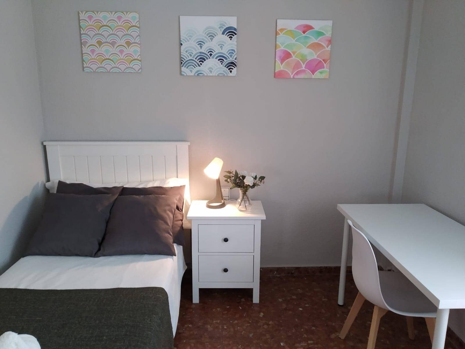 Piso de 4 habitaciones en Córdoba ciudad en alquiler - 1.280 € (Ref: 9833738)