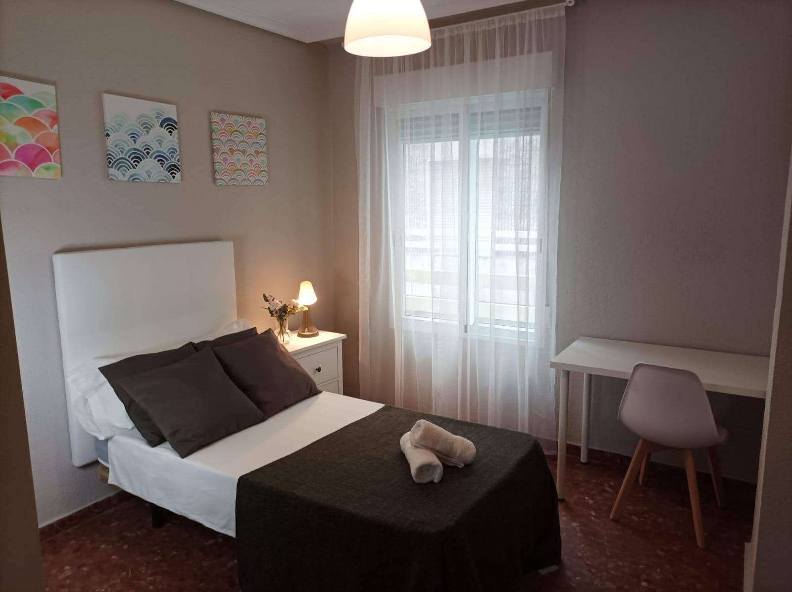 Piso de 4 habitaciones en Córdoba ciudad en alquiler - 1.280 € (Ref: 9833738)