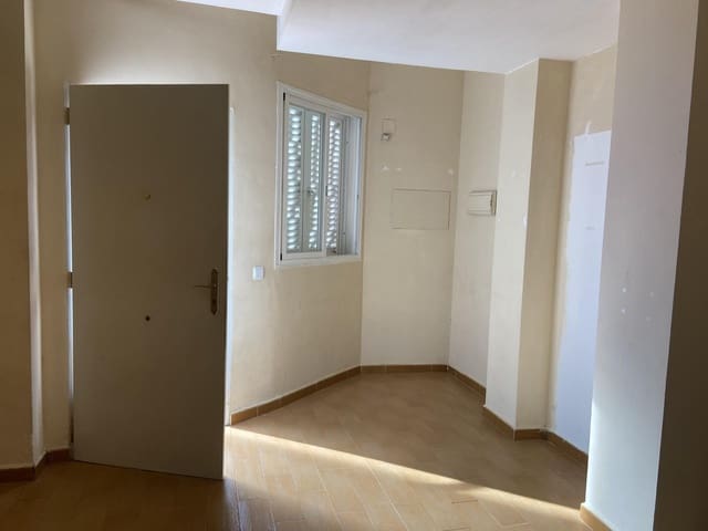 Apartamento de 2 habitaciones en Levante, Córdoba ciudad en venta - 119.900 € (Ref: 9833739)