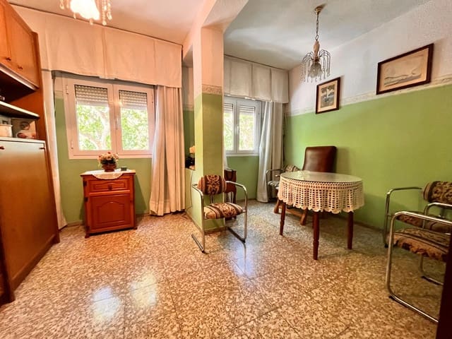 2 chambre Appartement à vendre à Santa Rosa, Cordoue ville - 155 000 € (Ref: 9836395)