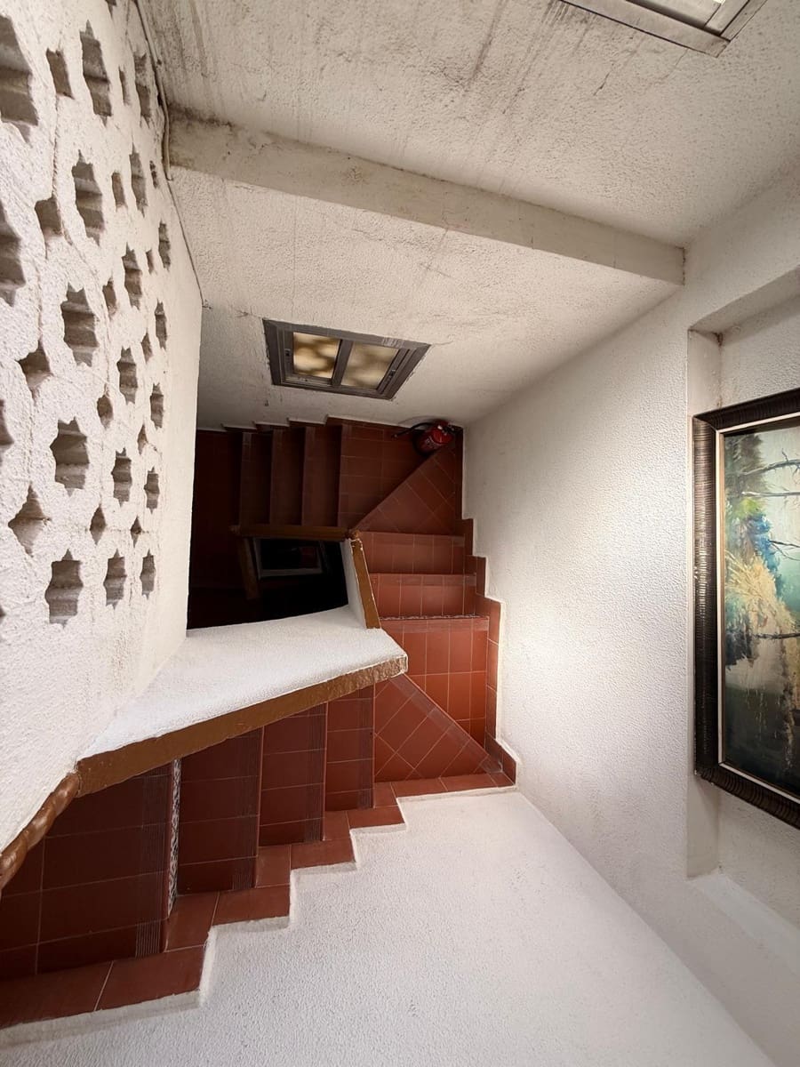 8 bedroom Flat for sale in Cordoba city - € 320,000 (Ref: 9839334)